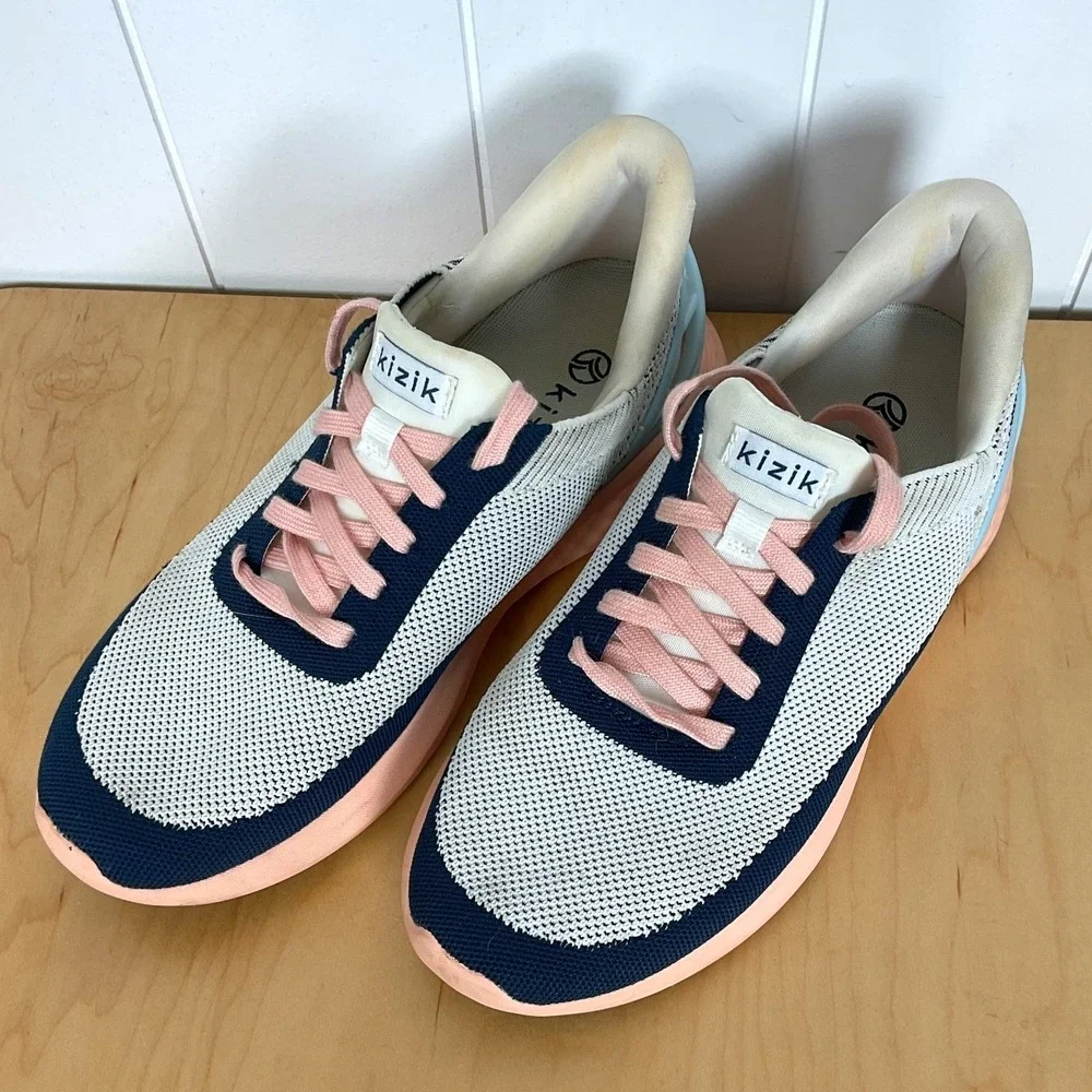 Kizik Ahtens Hands-Free Sneakers in Bahama Color 9‎ Womens